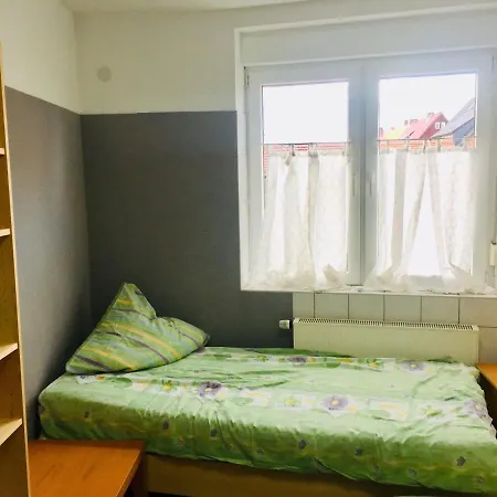 Gaestezimmer I Neo2 * Staufenberg (Lower-Saxony)